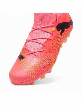 Bota Puma M Future 7 Match MG Rosa Fluor