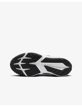 Zapatilla Nike GS Star Runner 4 NN Negro/Blanco