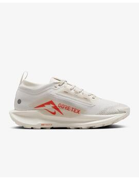 Zapatilla Nike W Pegasus Trail 5 GTX Crema/Naranja