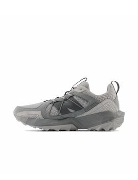 Zapatilla New Balance M Tektrel Gris