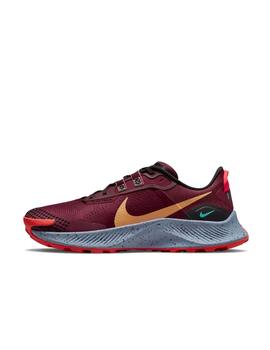 Zapatilla Nike Pegasus Trail 3 Wine/Gold