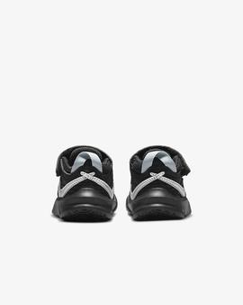 Zapatilla Nike Team Hustle D10 TD Negro&Plata